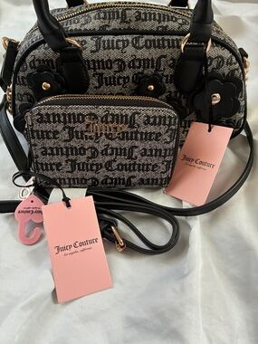 Juicy Couture Purse & Wallet set Black & gold
